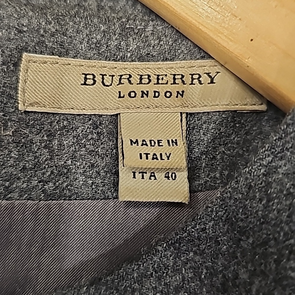 Burberry Gray Cashmere Wool Blend Sleeveless Dress - Size 6 - Picture 7 of 11